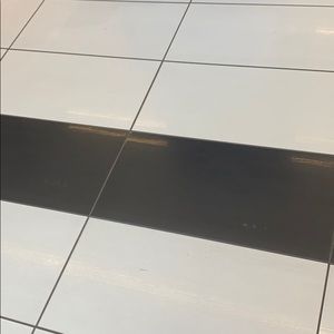 Meet your Posher, Tenzin